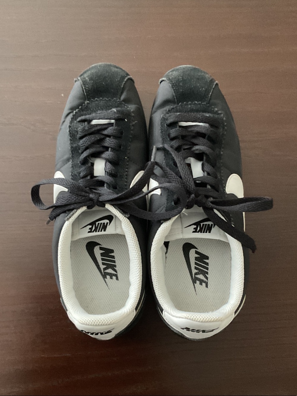Nike Classic Cortez Black White Leather Sneakers Women’s US 7.5

Style Tags